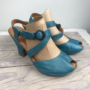 Born Crown Teal Peep Toe Pumps Strappy Heels 9